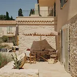 Boutique Responsable Et Restaurant Basgi Basgi Hotel 4*
