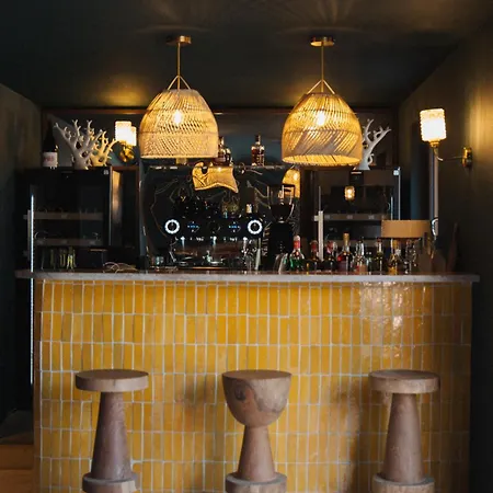 Boutique Responsable Et Restaurant Basgi Basgi 4* Saint-Florent (Corsica)