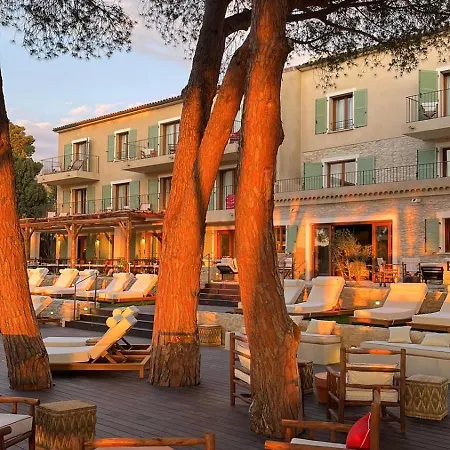 Hotel Boutique Responsable Et Restaurant Basgi Basgi
