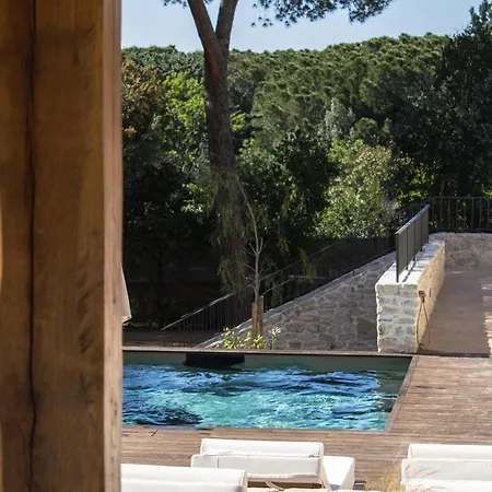 Boutique Responsable Et Restaurant Basgi Basgi Hotel 4*