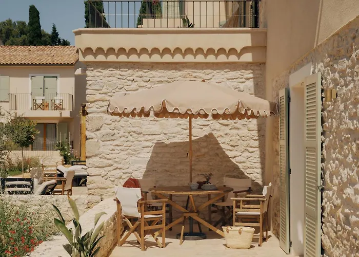 Boutique Responsable Et Restaurant Basgi Basgi Hotel 4*