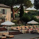 Boutique Responsable Et Restaurant Basgi Basgi Hotel Saint-Florent (Corsica)