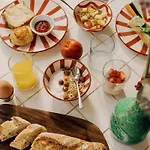 Boutique Responsable Et Restaurant Basgi Basgi Hotel Saint-Florent (Corsica)