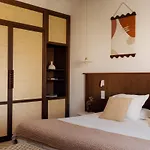 Boutique Responsable Et Restaurant Basgi Basgi Szálloda 4*