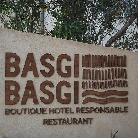 Boutique Responsable Et Restaurant Basgi Basgi Hotel 4*