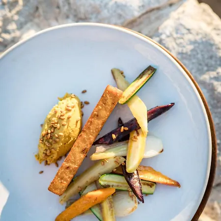 Boutique Responsable Et Restaurant Basgi Basgi