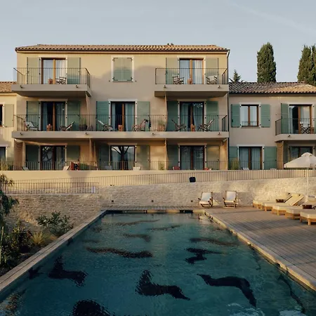 Boutique Responsable Et Restaurant Basgi Basgi Hotel 4*