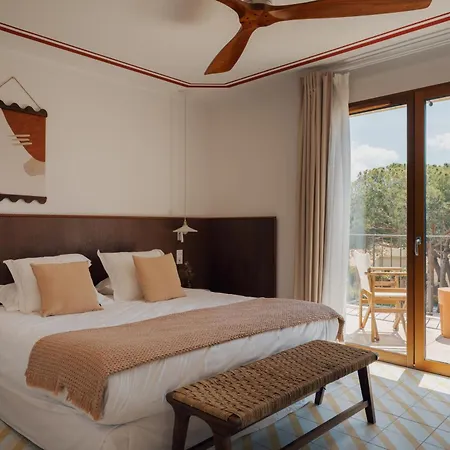 Boutique Responsable Et Restaurant Basgi Basgi سانت فلوران