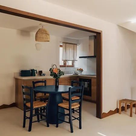Hotel Boutique Responsable Et Restaurant Basgi Basgi 4*