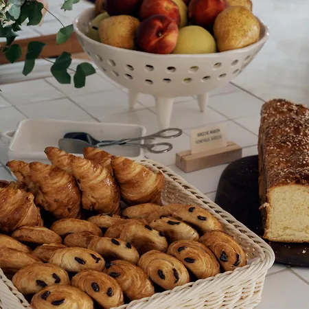 Boutique Responsable Et Restaurant Basgi Basgi 4*