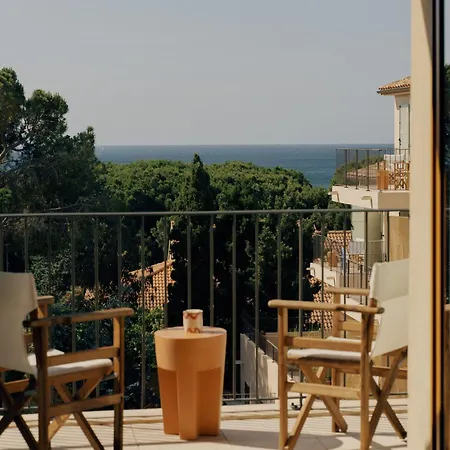 Boutique Responsable Et Restaurant Basgi Basgi Saint-Florent (Corsica)