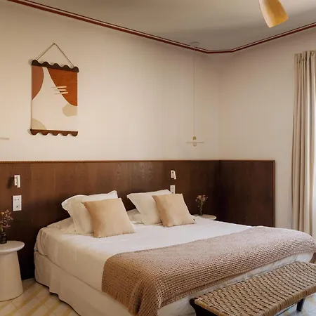 Hotel Boutique Responsable Et Restaurant Basgi Basgi