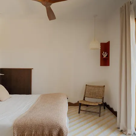 Boutique Responsable Et Restaurant Basgi Basgi