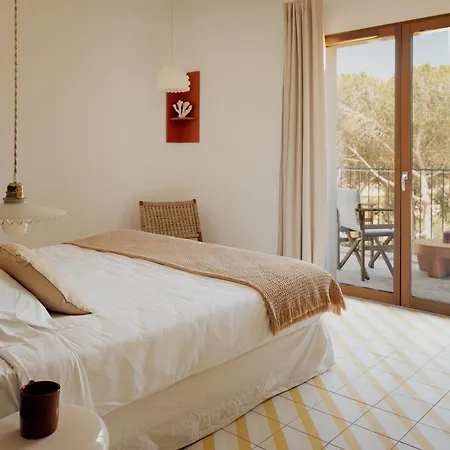 Otel Boutique Responsable Et Restaurant Basgi Basgi Saint-Florent (Corsica)