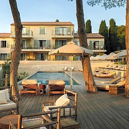 Hotel Boutique Responsable Et Restaurant Basgi Basgi Saint-Florent (Corsica)