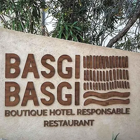 Boutique Responsable Et Restaurant Basgi Basgi