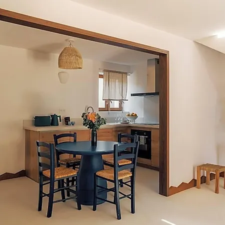 Hotel Boutique Responsable Et Restaurant Basgi Basgi