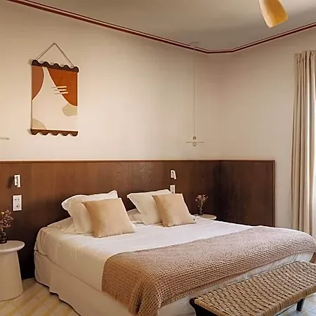 Boutique Responsable Et Restaurant Basgi Basgi Hotel