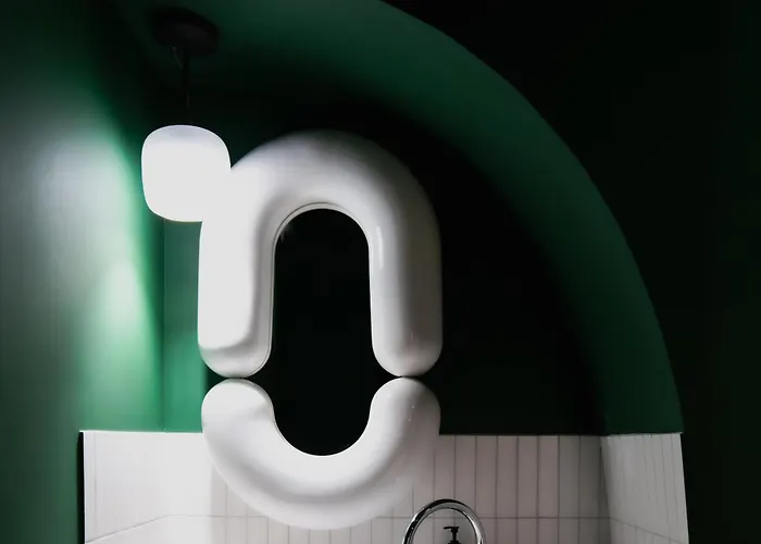 Boutique Responsable Et Restaurant Basgi Basgi 4*