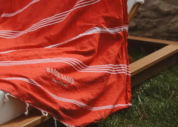 Boutique Responsable Et Restaurant Basgi Basgi Saint-Florent (Corsica)